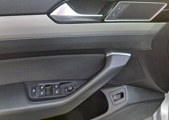 Volkswagen Passat 2,0TDI 110kW Variant BlueMotio - 20