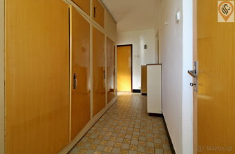 Rodinný dům s garáží a velkou zahradou, krásným výhledem, St - 20