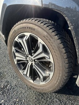 Toyota RAV4 2,5 PLUG-IN HYBRID VIP SELECTION 4X4 225 KW - 20