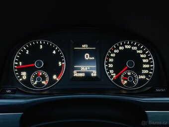 Volkswagen Touran 2.0TDI VÝHŘEV SERVISKA SENZORY PANORAMA - 20