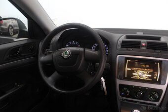 Škoda Octavia II 1.6MPI 75kW Facelift 117 000 KM - 20