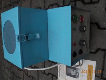 Ventilátory,míchačka barev,kramle,trafa a vysoušeč - 20