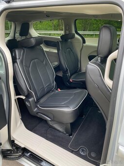 Chrysler Pacifica Limited 3.6 V6 r.v.2023 - 20