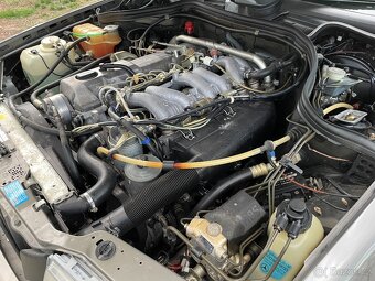 Mercedes Benz 300 D - 20