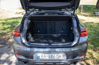 BMW X2 xDrive20i - 20