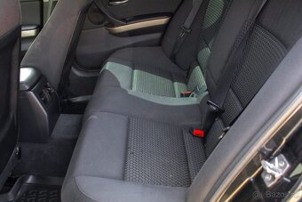 BMW Rad 3 Touring 320d 184k xDrive A/T - 20