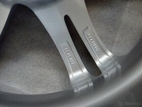 kola BMW M5 - 20