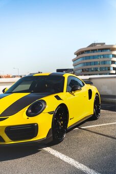 Porsche 911 (991)turbo s - 20
