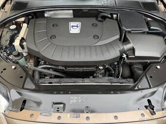 Volvo XC70 2.4D- 162kW/4x4/Summum/Xenon/Navi - 20