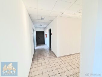 OFFICE P-9 - pronájem kancelářských prostor (221 m2),  Praha - 20