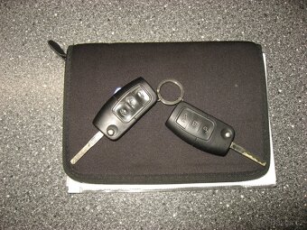 Ford Focus 1.6i 100PS Kombi Trend - 20