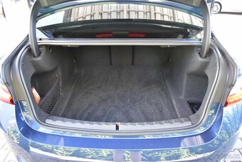 BMW 320d xDrive NEZÁVISLÉ TOPENÍ DPH ČR 1.MAJITEL - 20