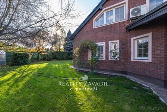 Prodej prostorného rodinného domu 6+kk v klidné lokalitě Hor - 20