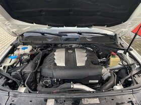 VOLKSWAGEN TOUAREG 3,0 TDI V6 / 4MOTION - 20