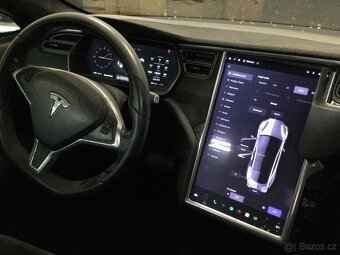 Tesla model S - 20