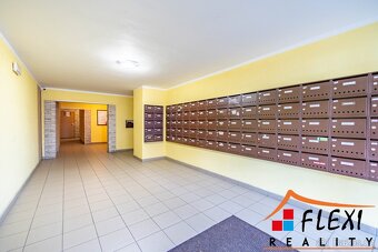 Pronájem zařízeného bytu 1+kk s lodžií, os.vl., 31,75 m2, Mo - 20