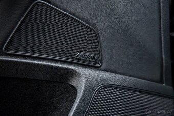 Škoda Superb 2.0TDI Style DSG, CANTON, KEYLESS, KAMERA,ŤAŽNÉ - 20