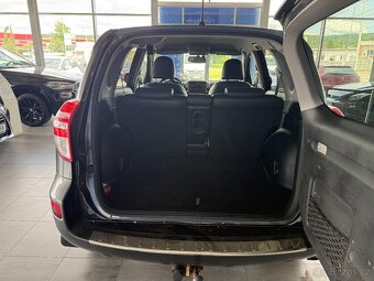 Toyota RAV4 2,2 110kW,4X4,PŮVOD ČR - 20