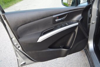 Suzuki SX4 S-Cross 1.6DDiS All Grip , bez koroze ,keyless - 20