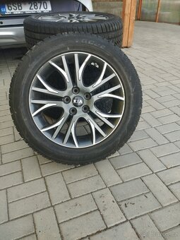 Prodám Kia Sportage model 2024, 1,6 T-GDI, výbava TOP, 1. ma - 20
