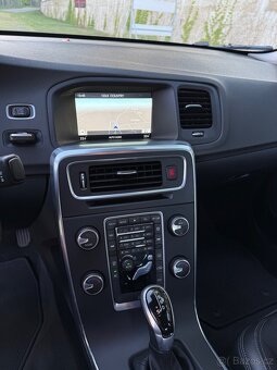 Volvo S60 2.0 D3 Drive-E KINETIC 2016 Automat Navi - 20