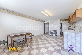 Prodej rodinného domu 5+1 333 m2, pozemek 2 555 m2 - Bzenec, - 20