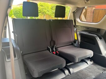 Toyota 4 Runner bez koroze, 7 míst, odpis DPH - 20