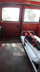 Chevrolet Suburban C10 Ambulance 350Cui V8 1970 BA95 / LPG - 20