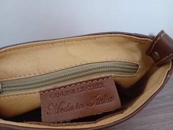 Genuine Leather dámská malá kabelka kožená - 20