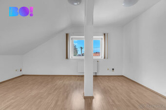 Pronájem komerčních prostor 414 m², kanceláří, bytu 3+1, ul. - 20
