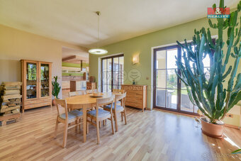 Prodej rodinného domu, 220 m², Cheb Podhrad, ul. U Přehrady - 20