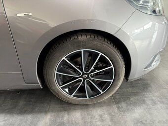 Renault Scénic 1,5 DCI AUTOMAT BOSE KEYLESS TAŽNÉ - 20