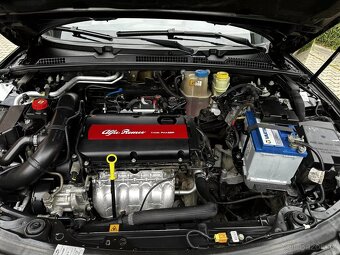 Alfa Romeo 159 1.8 MPI 103kW Navigace ALU R18 Borbet - 20