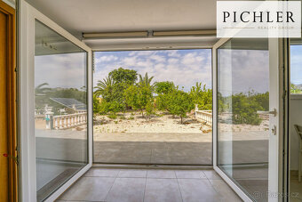 Prodej vily 242 m², pozemek 1650 m² - 20