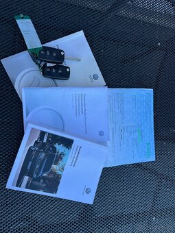 VW Caravelle 2,0TDi Comfortline,DSG, navi,Temp, - 20