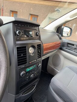 Chrysler Grand Voyager 2,8 CRD - 20