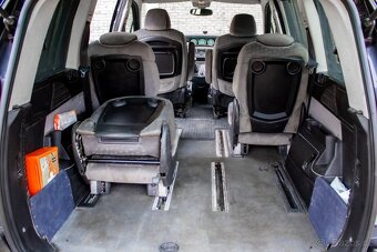 Peugeot 807 2.0 HDI SR - 20