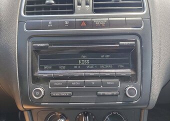 Volkswagen Polo 1.2i Klima, ABS benzín manuál 44 kw - 20