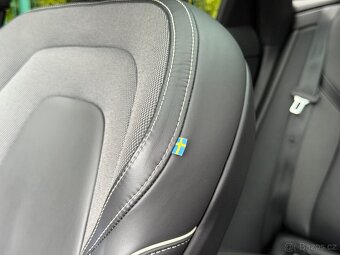 Volvo XC60 R-Design 173kW Nez.topení 5L-Záruka - 20