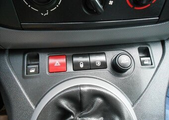 Citroën Berlingo 1,6 HDI 73 kW 3 Místa KLIMA nafta manuál - 20