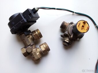 DAKON KZ 15 B, DAKON KZ 15 R - 20