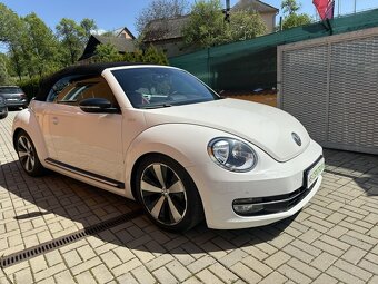 VW Beetle 2.0 TDi Sport DSG - 20
