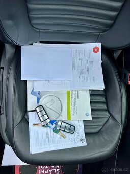 VW Passat 2.0 TDI 130 kW Xenon,Pano,Kůže,Servis - 20