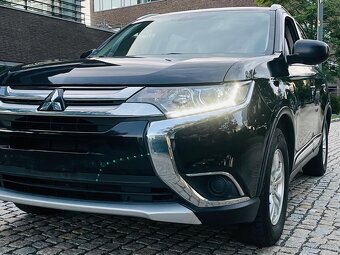 Mitsubishi Outlander 2.0i BENZÍN 2017 MANUÁL LED KAMERA 2WD - 20