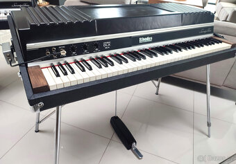 RHODES MARK II SeventyThree rok 1979 - 20