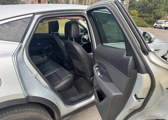 Jaguar E-Pace P250 AWD R-Dynamic S - 20