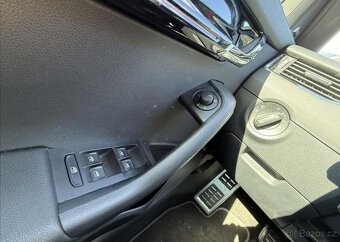 Škoda Octavia RS 245 PANORAMA WEBASTO benzín automat 180 kw - 20