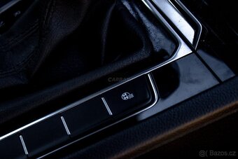 Volkswagen Passat ELEGANCE 2.0TDI 110KW DSG 2018 - 20