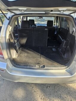 TOYOTA COROLLA VERSO 2.2 130KW - 20