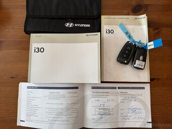 i30 1.5T-GDI 81kW NOVÝ MODEL ZÁRUKA KAMERA KOUPENO V ČR DPH - 20